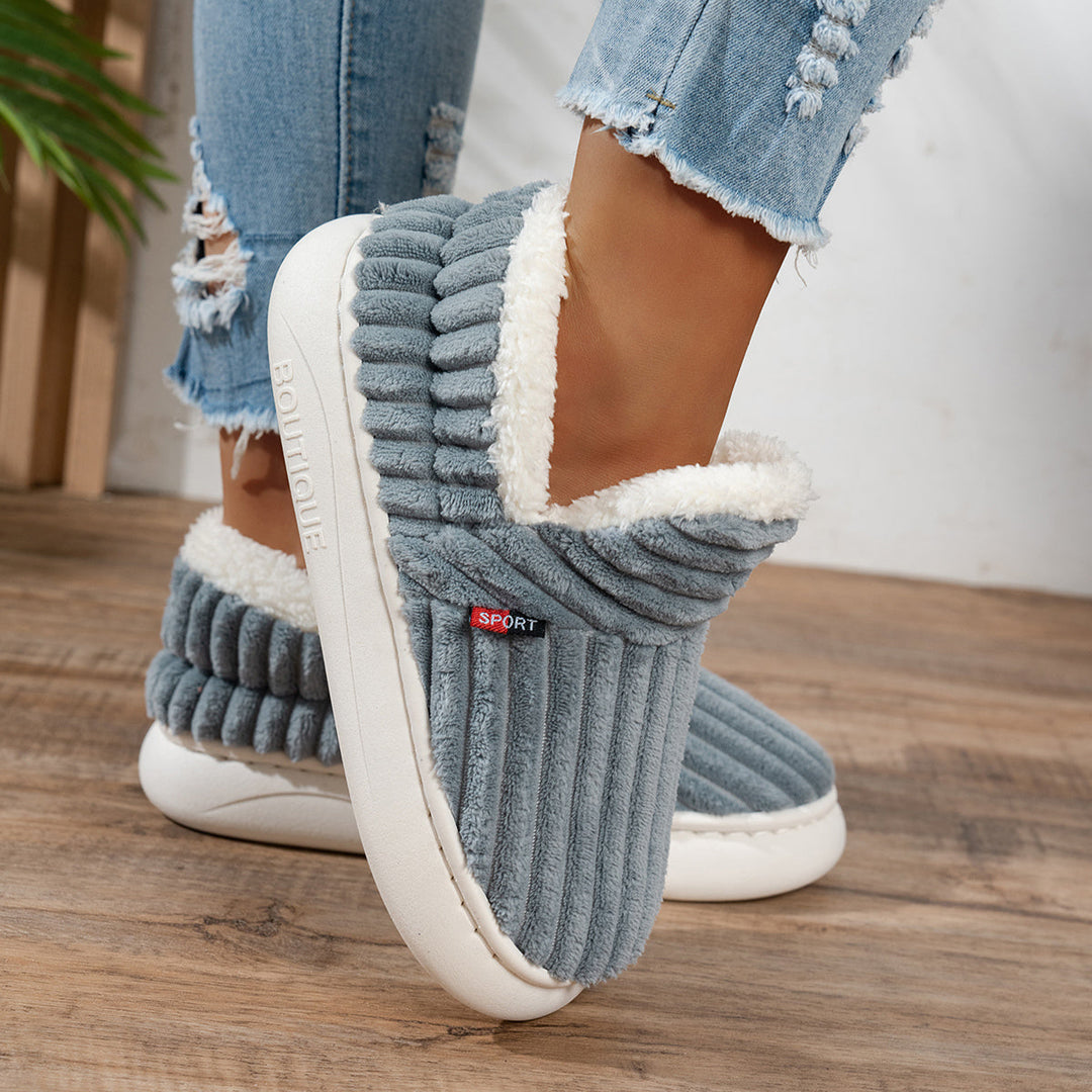Michaela™ | The CozyStep Plush Slippers