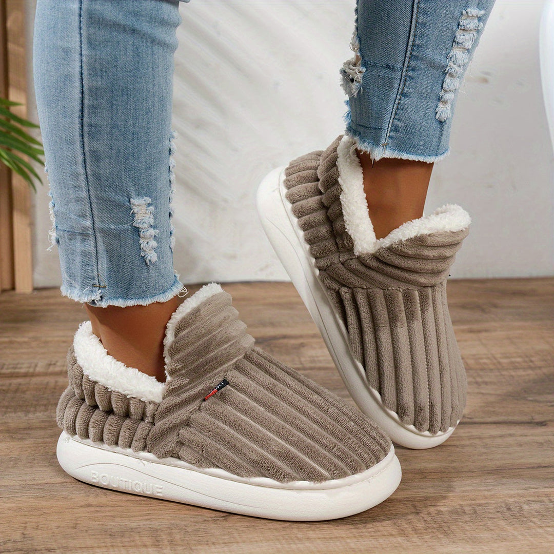 Michaela™ | The CozyStep Plush Slippers