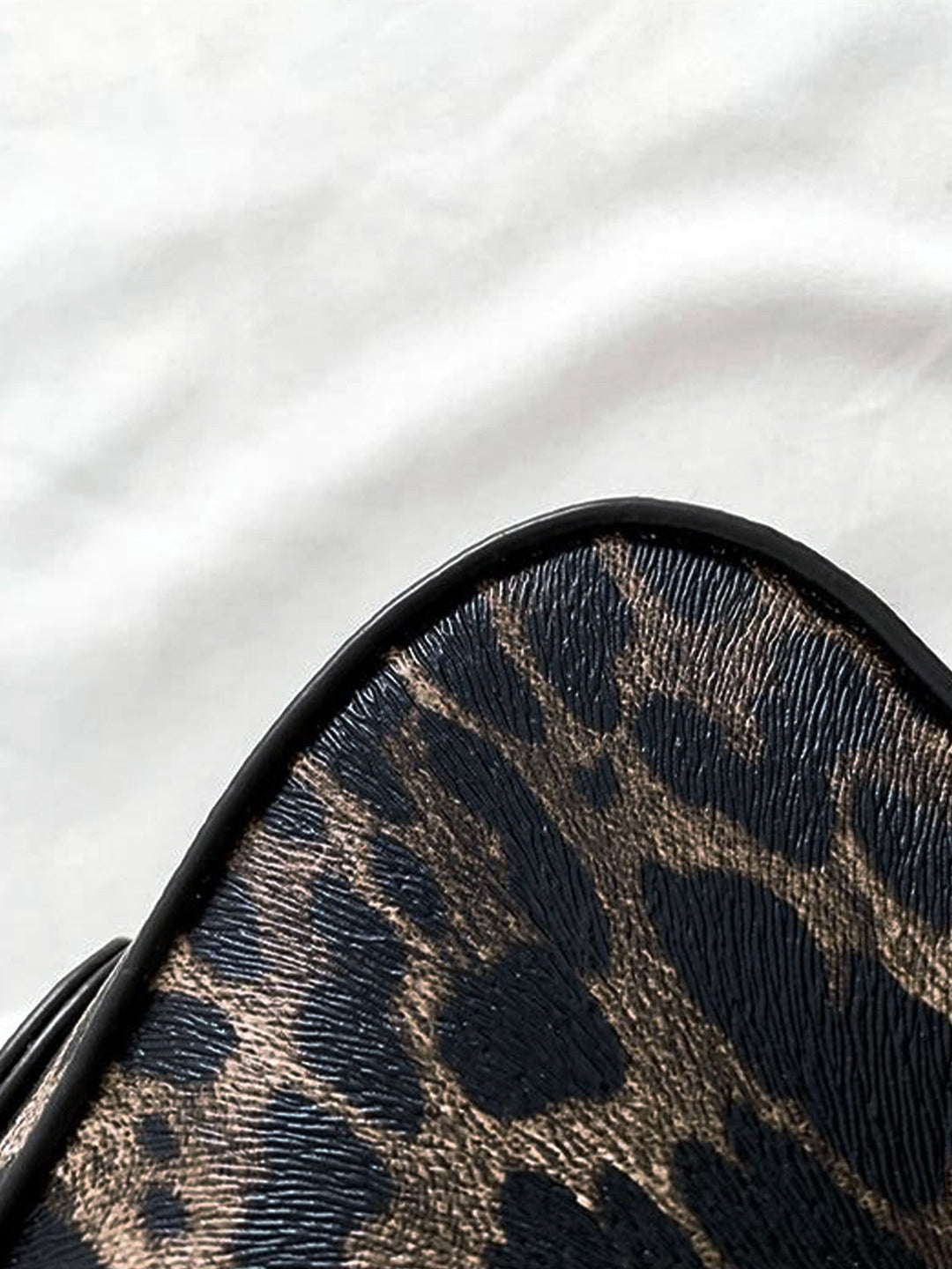 Glamy™ | Sleek Leopard Arm Candy