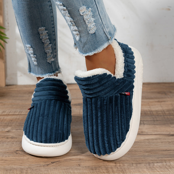 Michaela™ | The CozyStep Plush Slippers