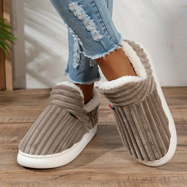 Michaela™ | The CozyStep Plush Slippers