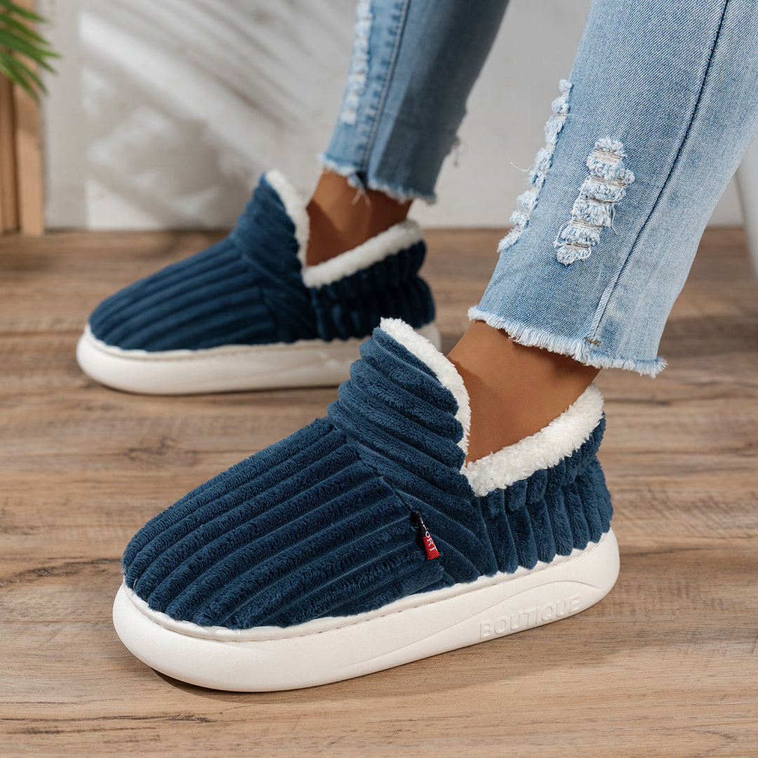 Michaela™ | The CozyStep Plush Slippers
