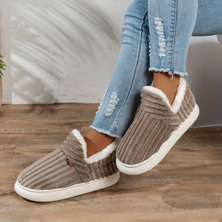 Michaela™ | The CozyStep Plush Slippers